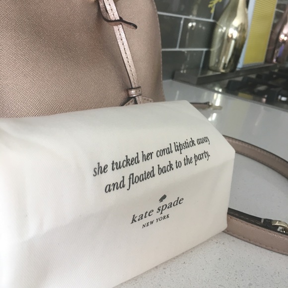 Kate spade rose gold purse - Picture 7 of 7
